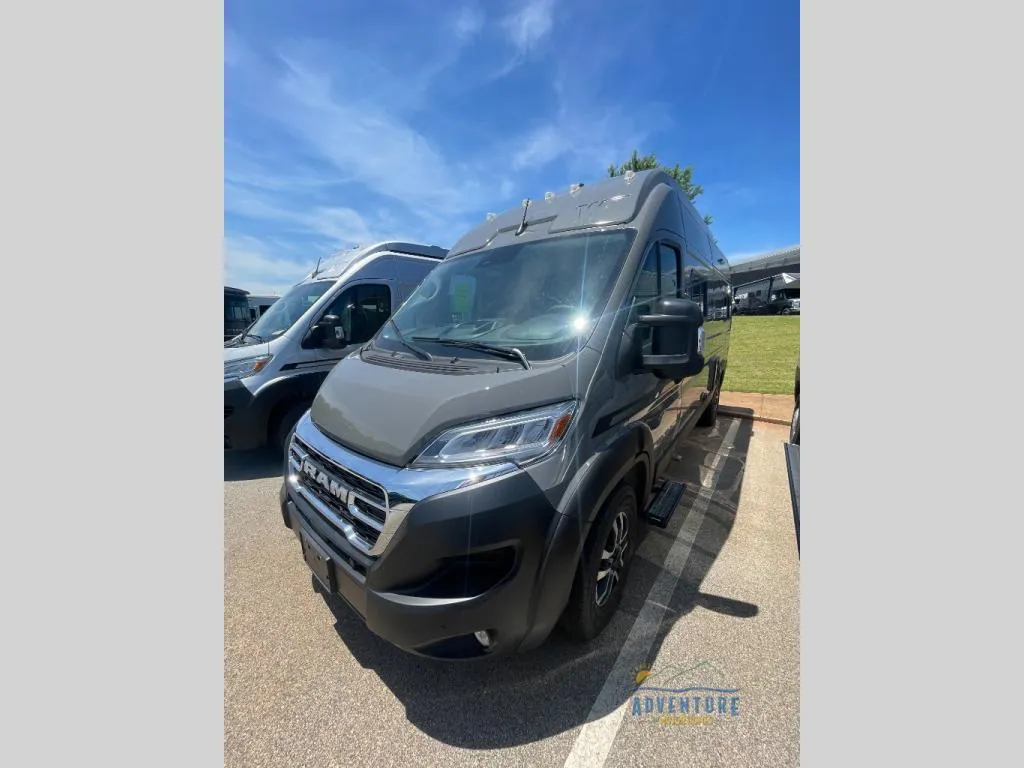 2027 Winnebago Solis 59P - Photo 4