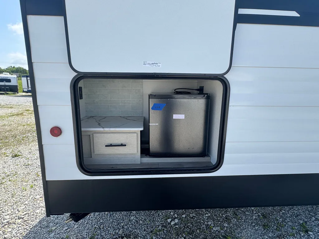 2026 Shasta RVs i-5 Edition 530BQB, Photos photo 4