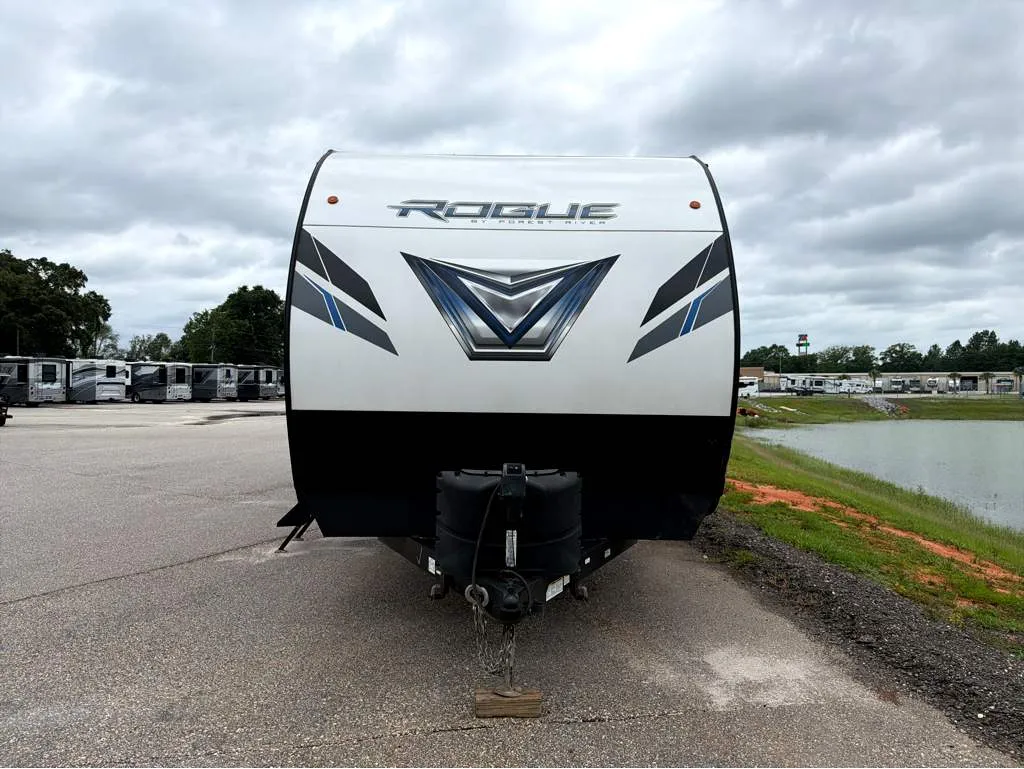 2021 Forest River Vengeance Rogue 32V - Photo 2