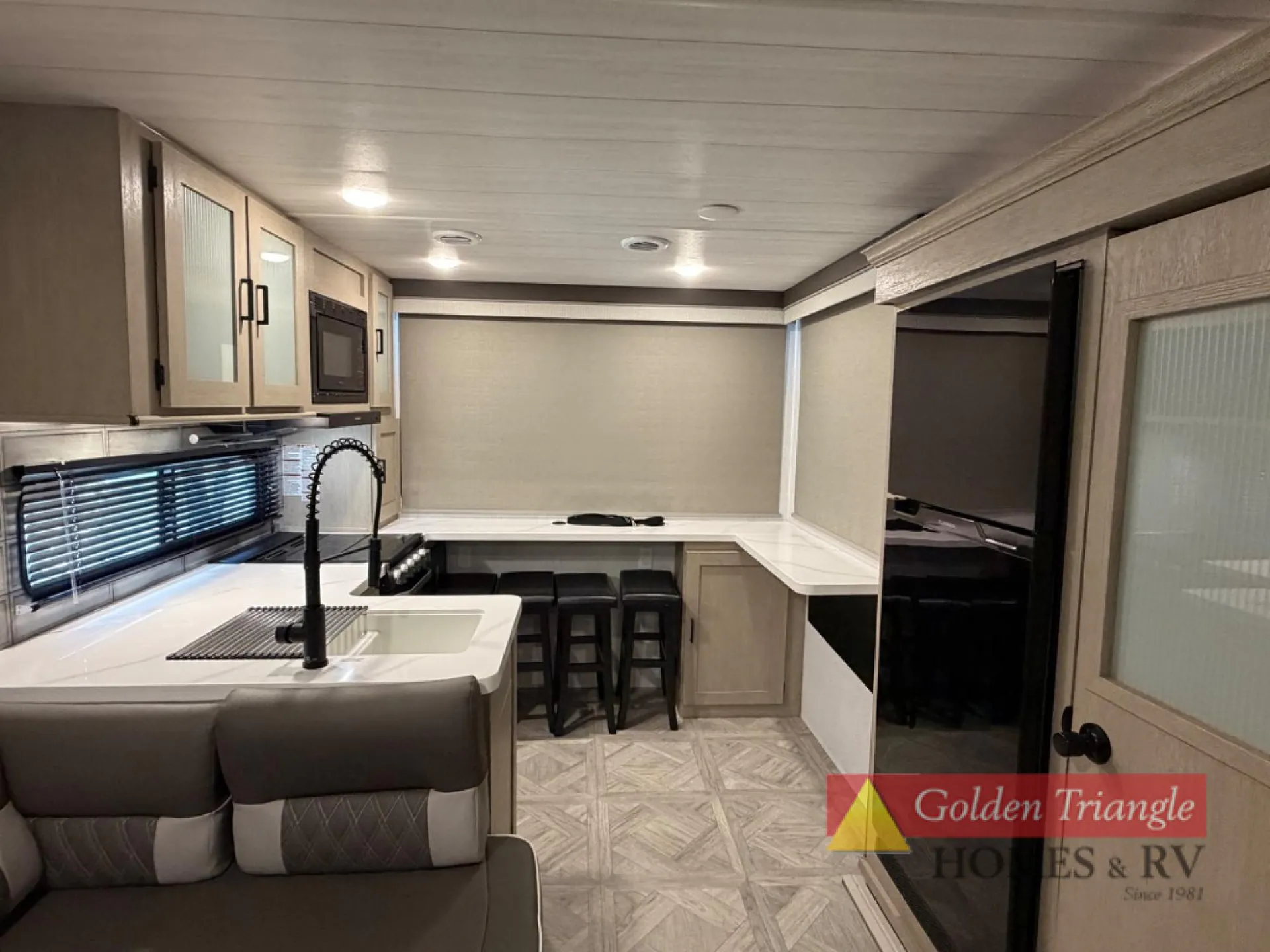 2024 Forest River Salem 29VIEW — Photo 6