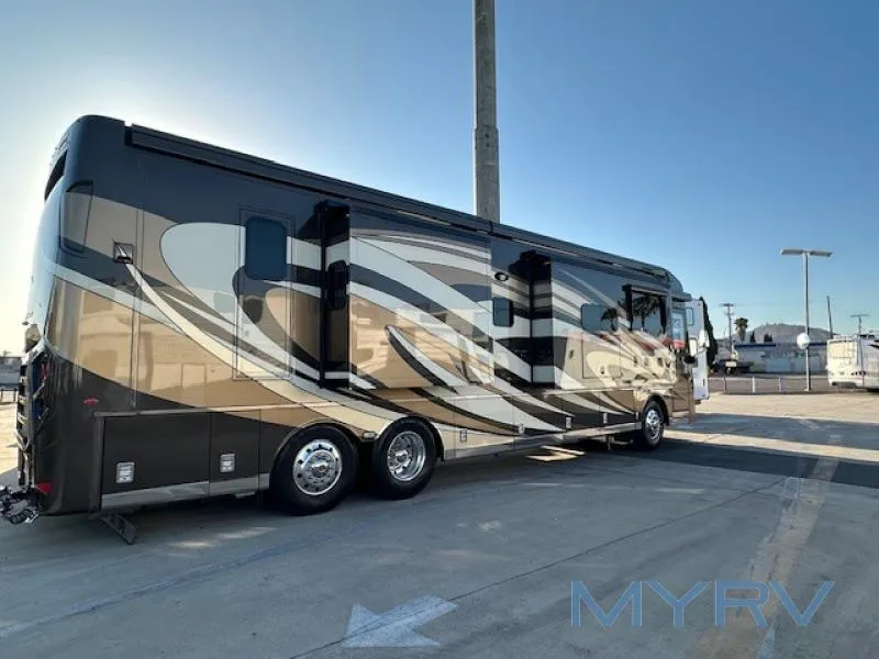 2019 Newmar Dutch Star Used    4018 - Photo 3