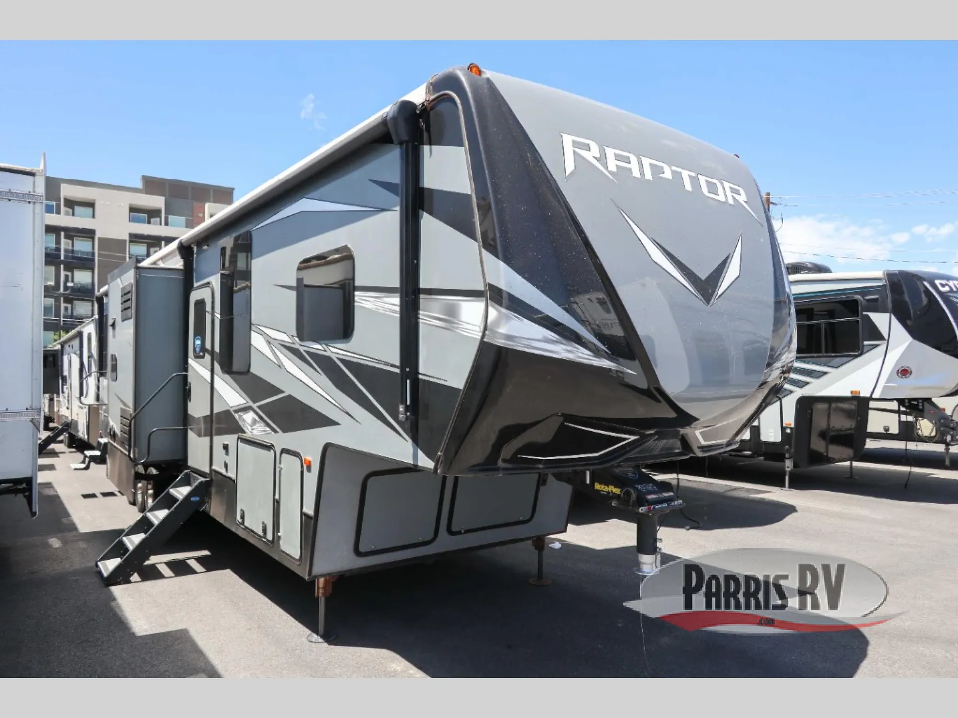 2021 Keystone Raptor 426 - Photo 2