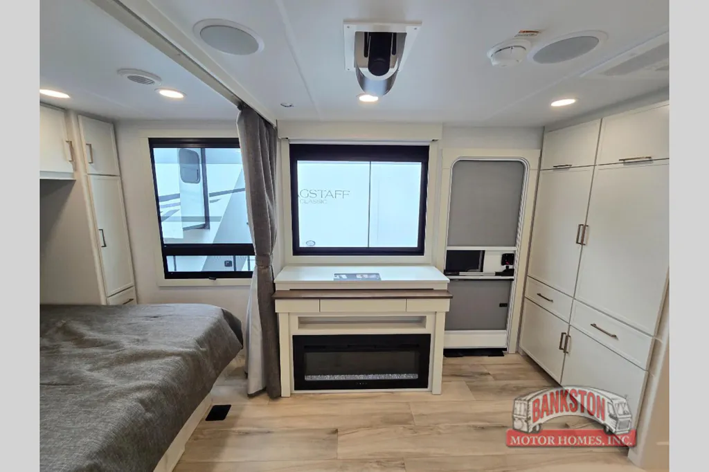2026 Brinkley Model I 235, Photos photo 27