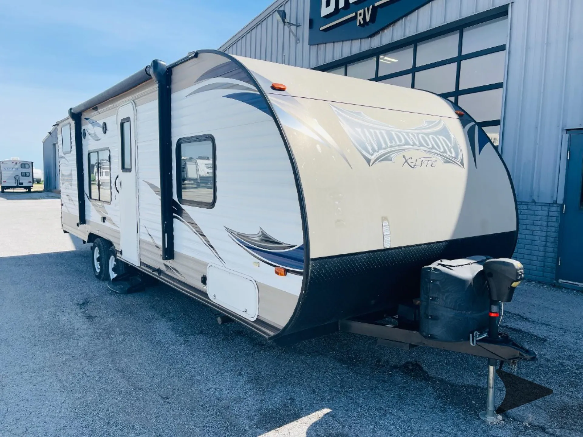 2015 Forest River RV Wildwood X-Lite 261BHXL - Photo 2
