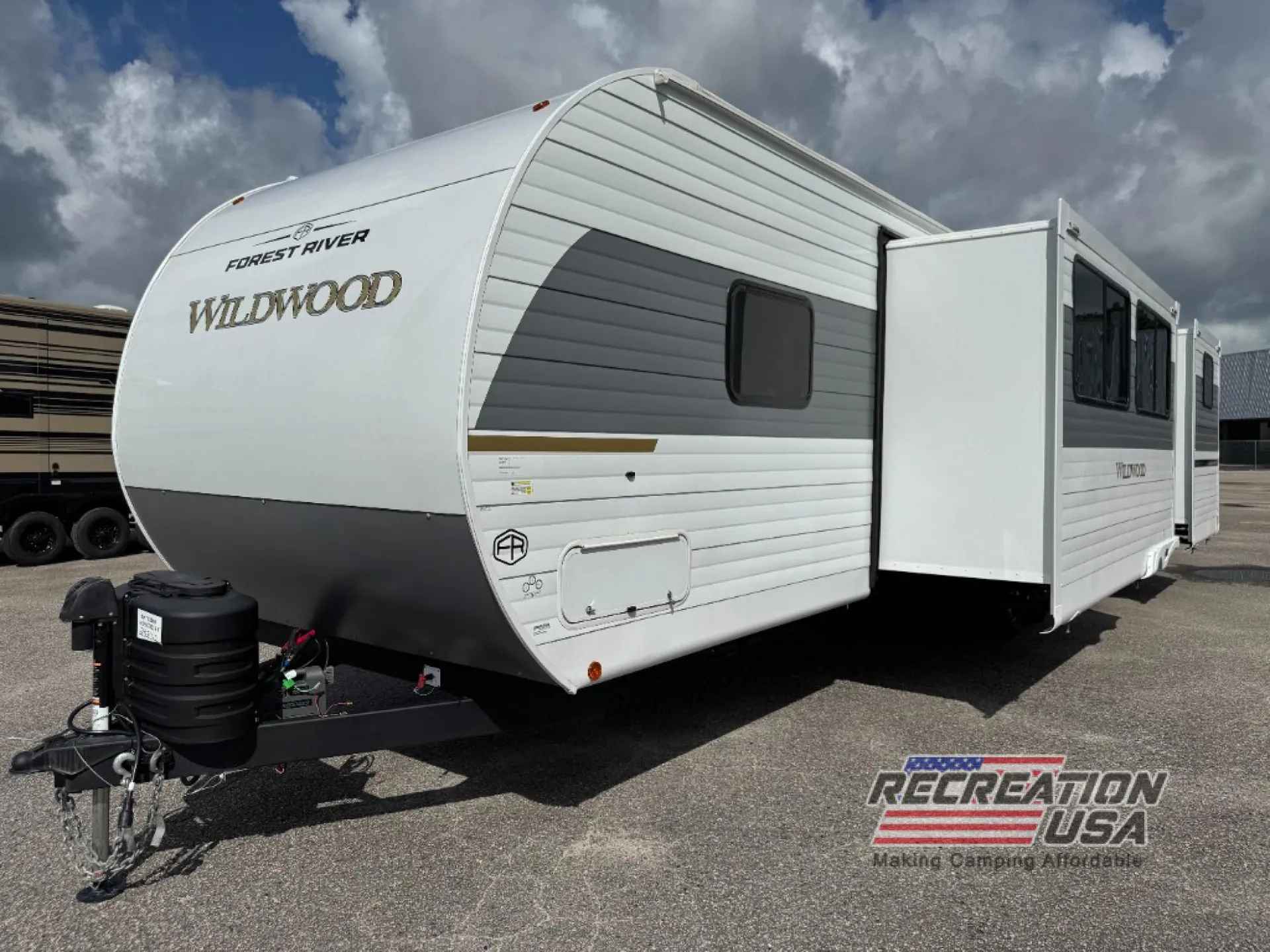 2026 Forest River Wildwood 32BHDS — Photo 5