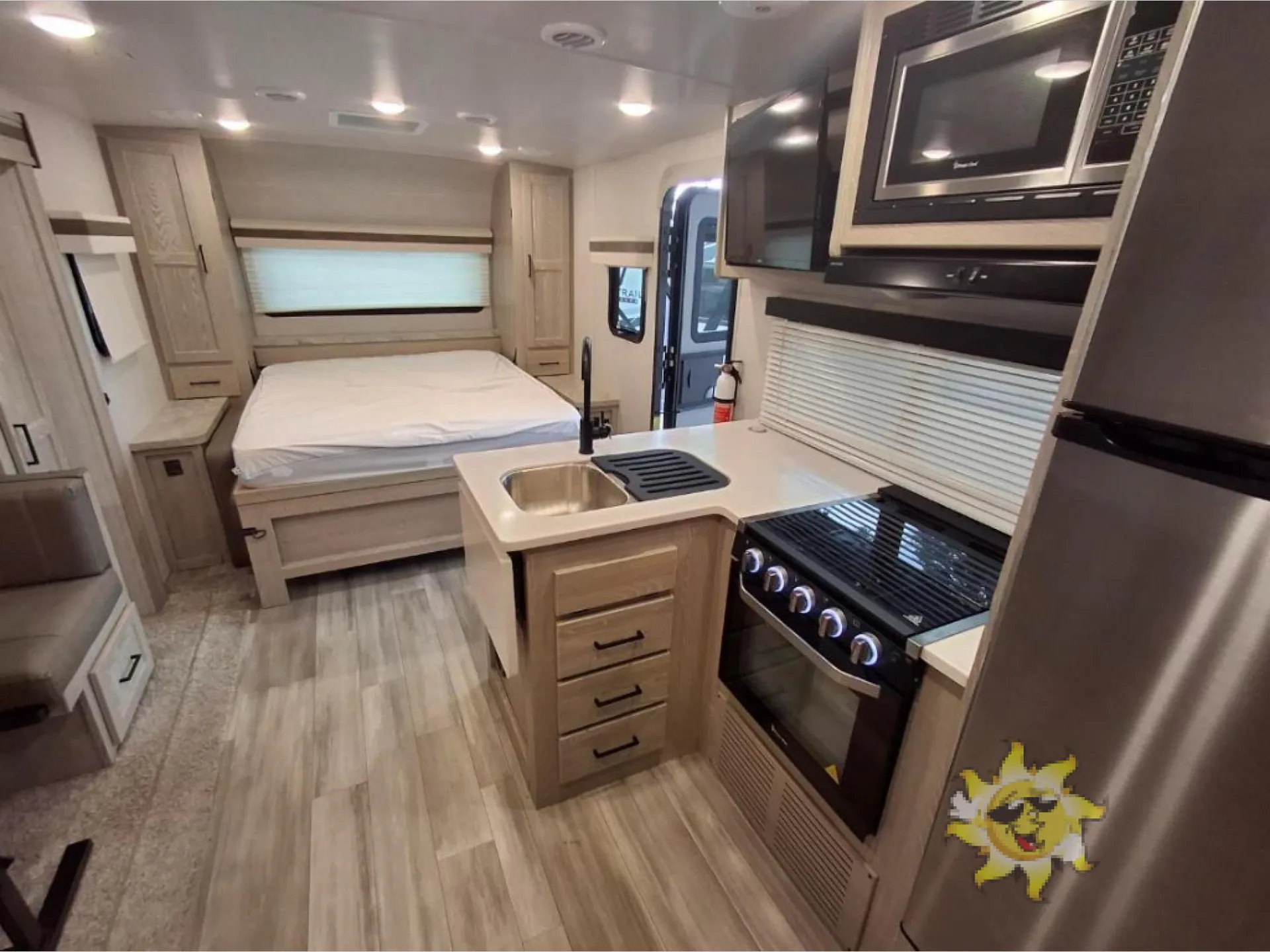2022 Forest River Rockwood Mini Lite 2509S — Photo 7