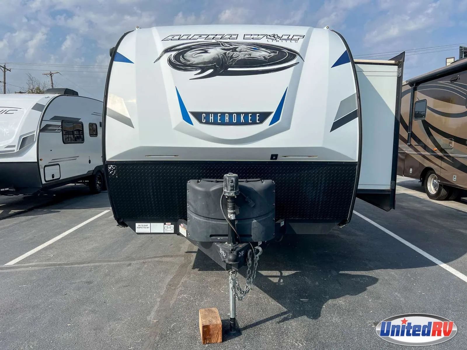 2022 Forest River Cherokee Alpha Wolf 28FK-L - Photo 3