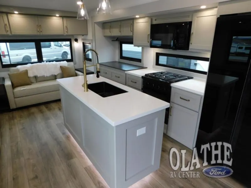 2026 Brinkley Model Z 2900 - Photo 4