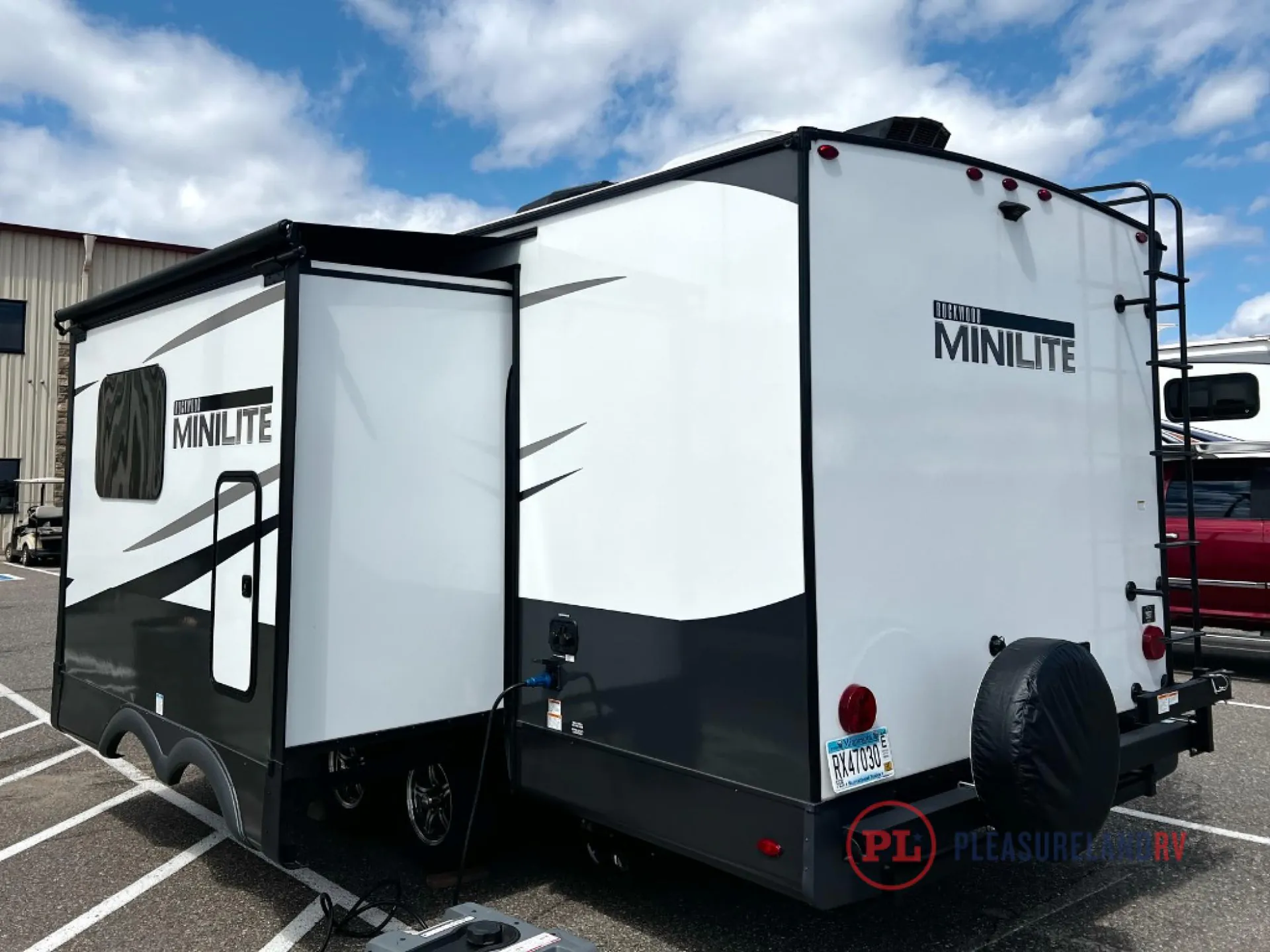 2025 Forest River Rockwood Mini Lite 2513S - Photo 4