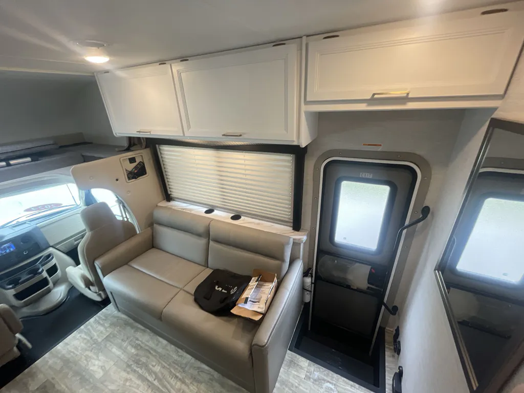 2024 Thor Motor Coach Freedom Elite 28HE, Photos photo 10