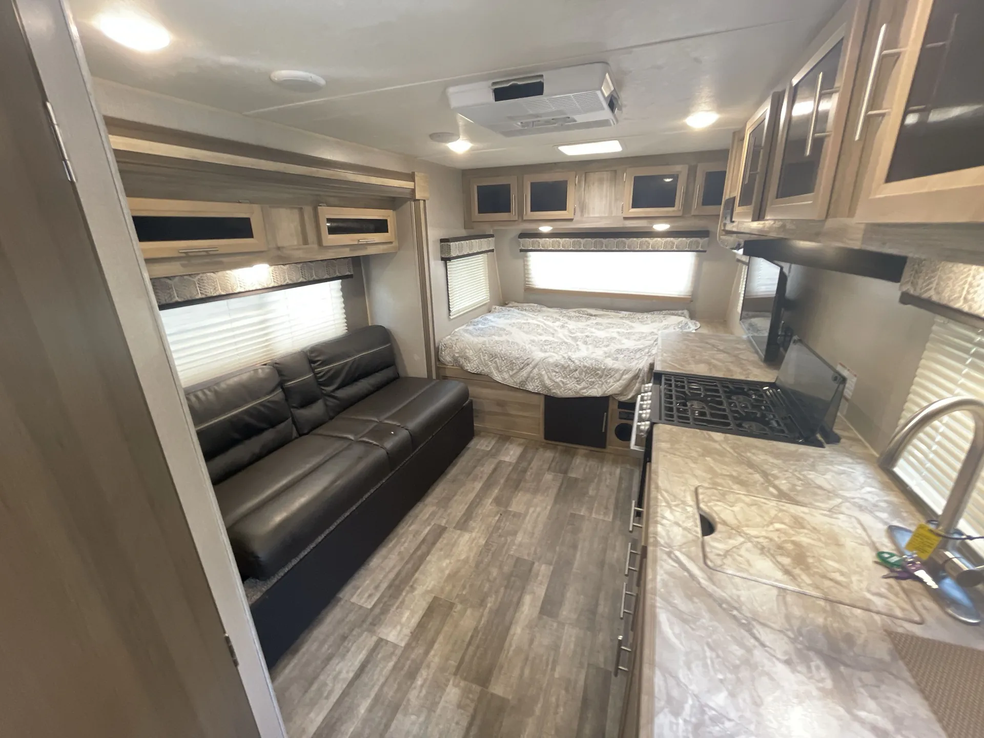 2021 Coachmen Catalina Expedition 192FQS - Photo 3