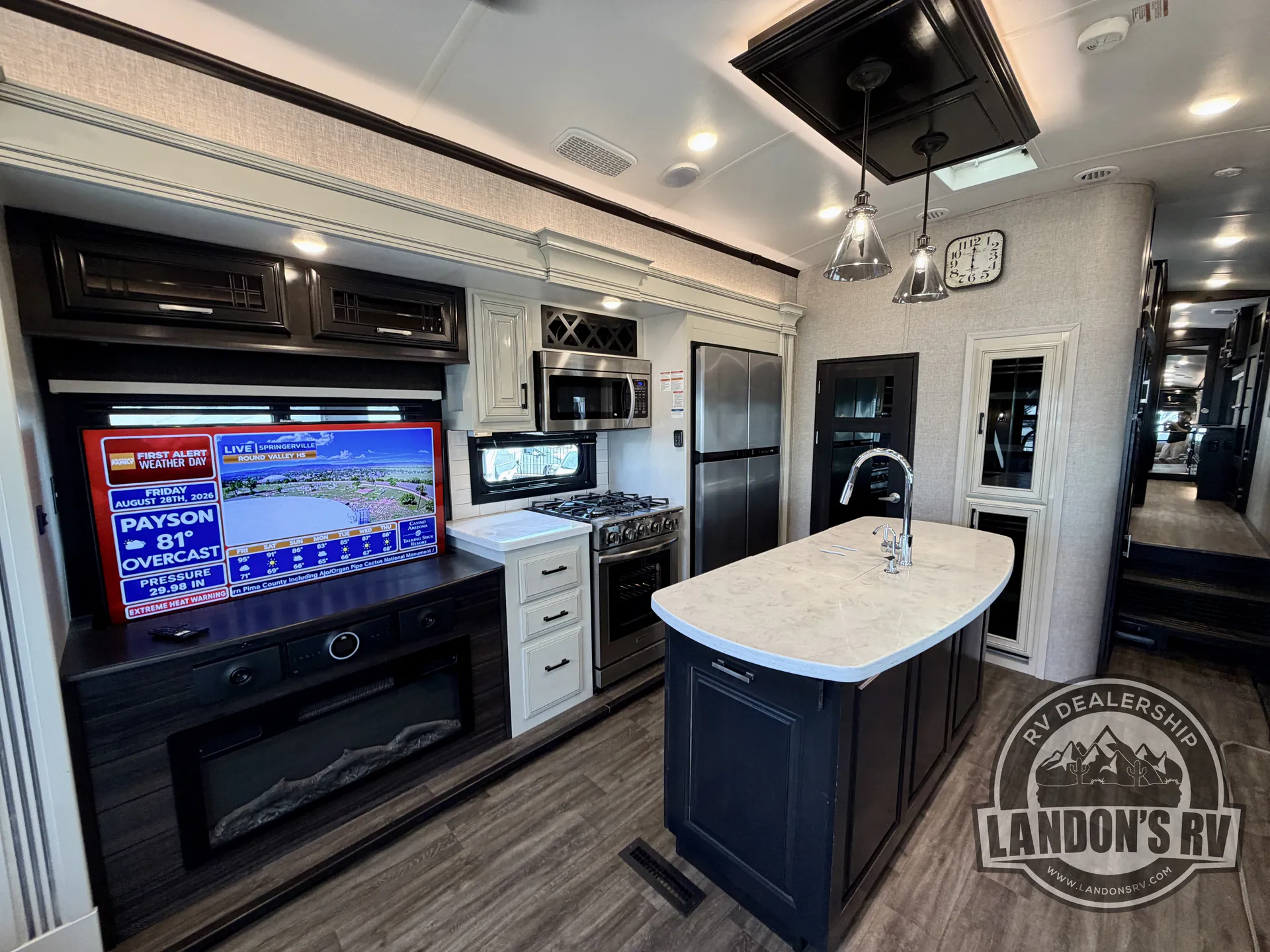 2022 Jayco Pinnacle 37MDQS - Photo 4