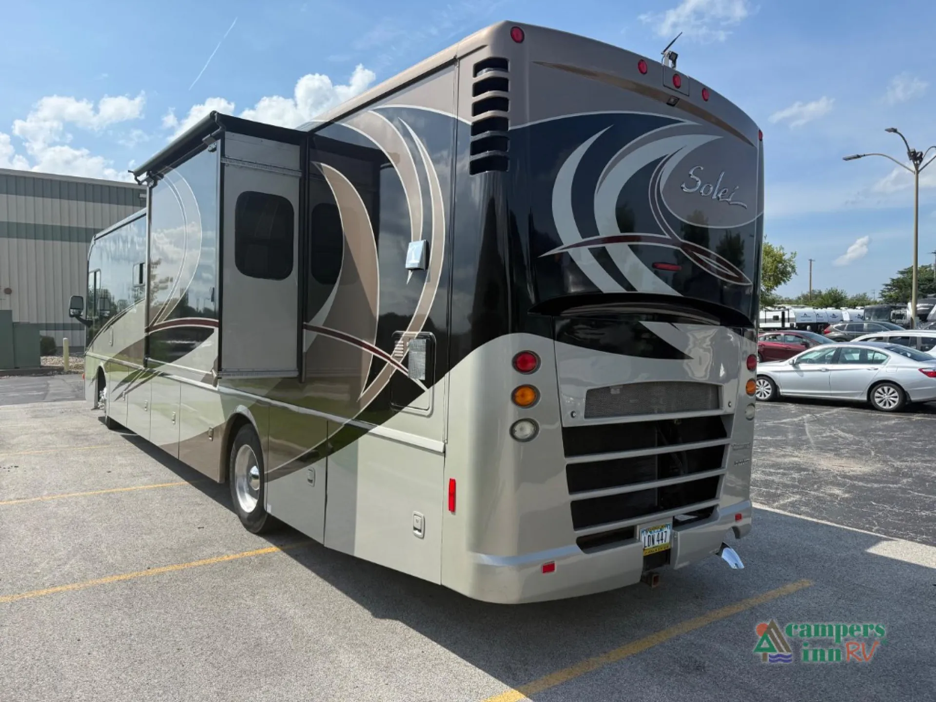 2015 Winnebago Solei 38R - Photo 3