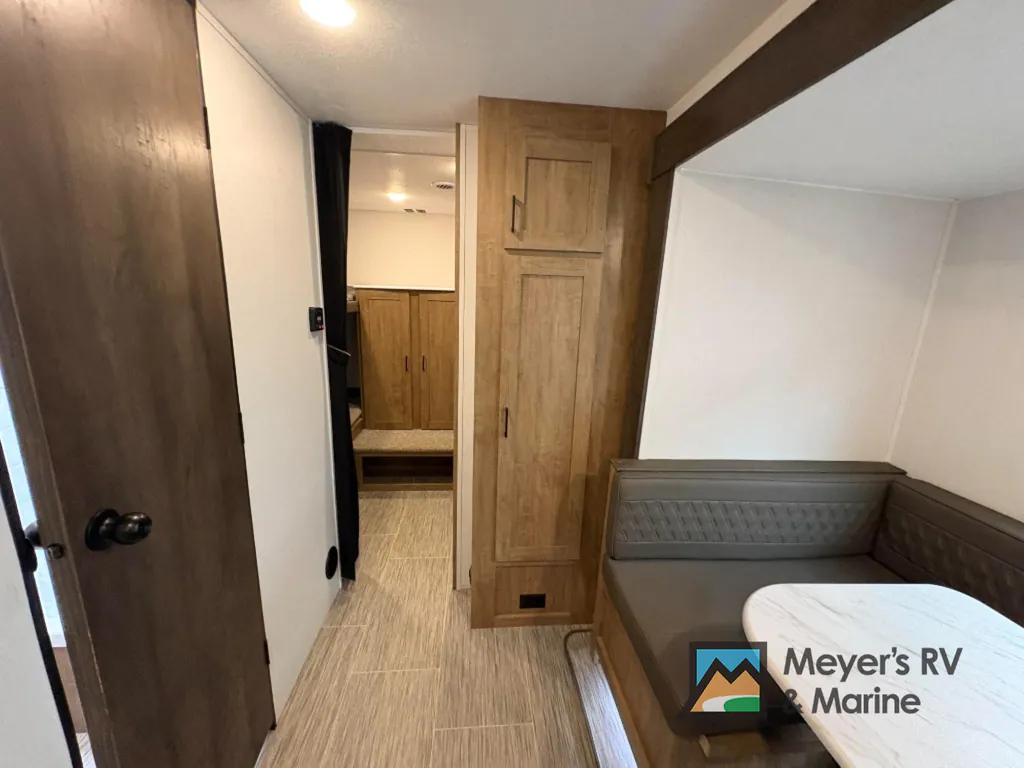 2025 Coachmen Freedom Express Select 29SE, Photos photo 21