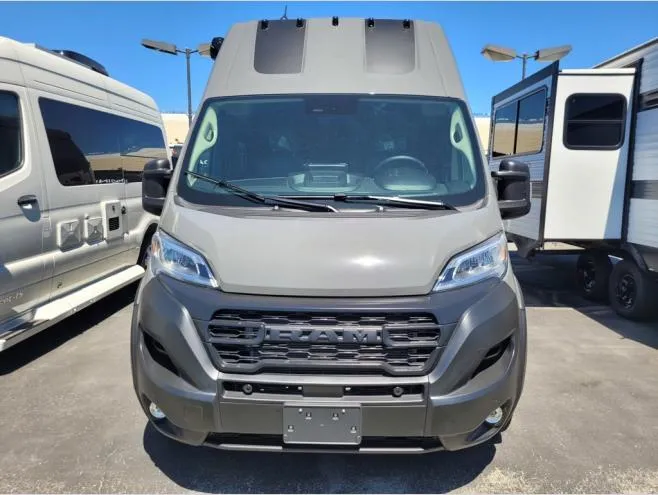 2027 Grand Design Lineage LVP1 - Photo 3