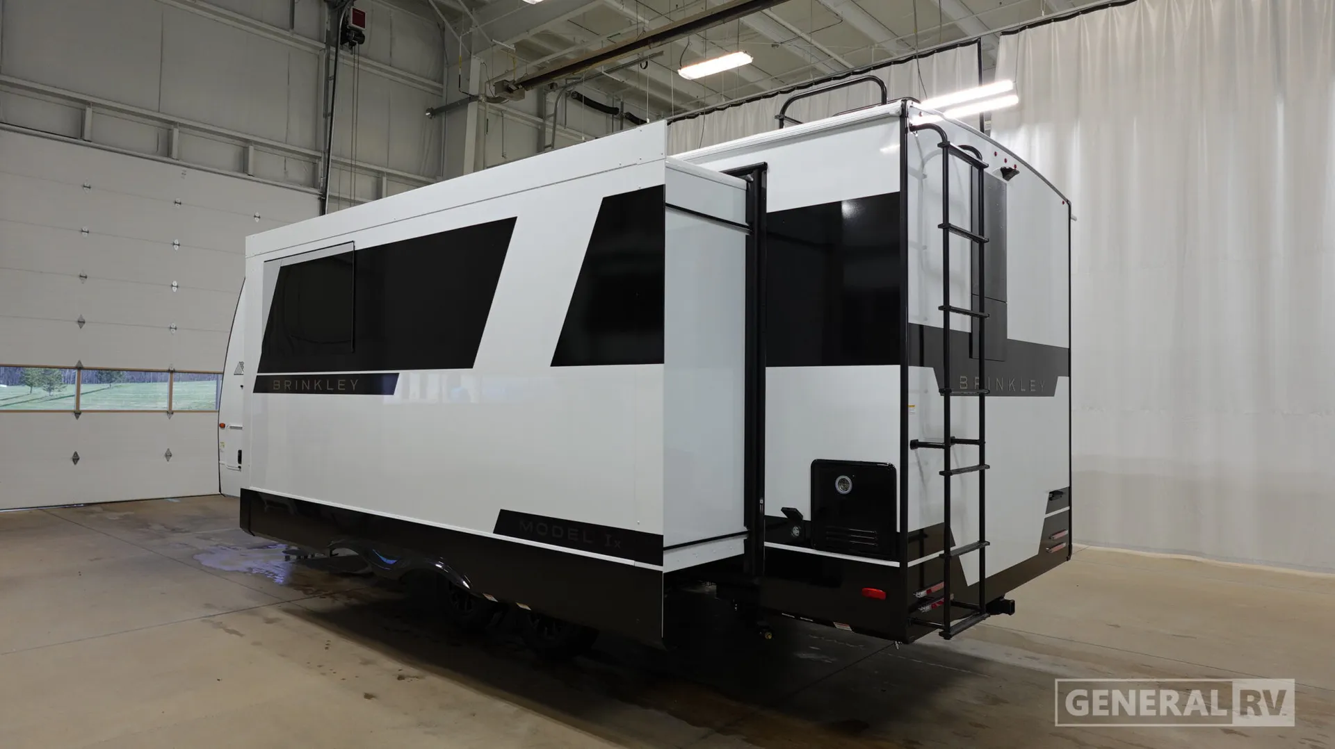 2026 Brinkley Model Ix 23X - Photo 4