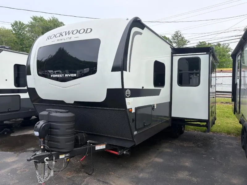 2026 Forest River Rockwood Mini Lite 2520BH - Photo 2