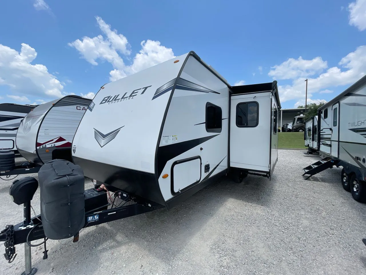 2023 Keystone Bullet Crossfire 2290BH - Photo 2