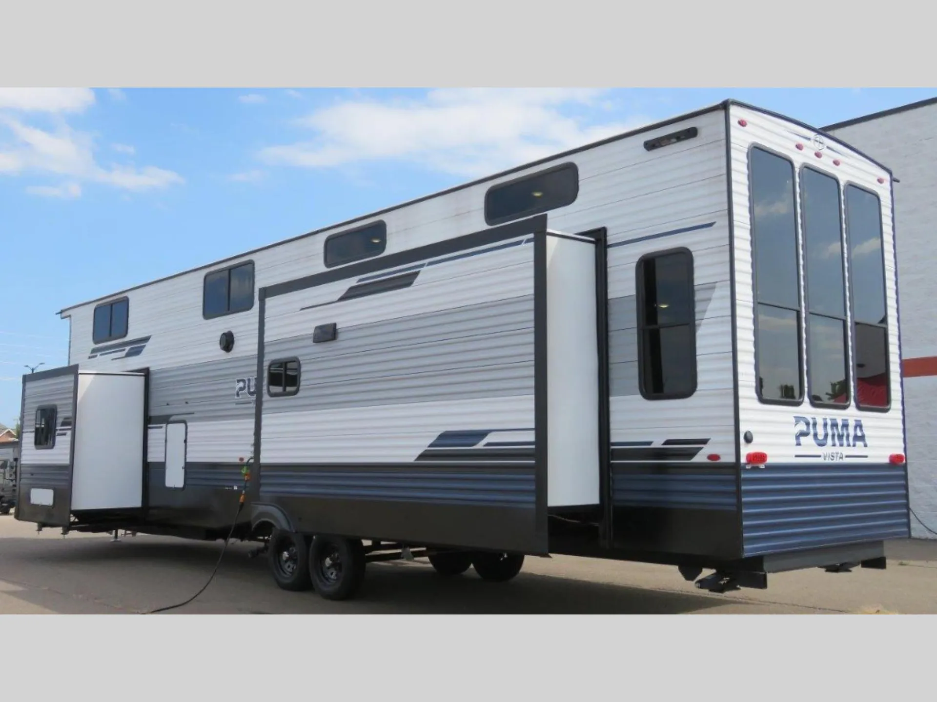 2026 Forest River Puma Vista 401RLFT — Photo 5