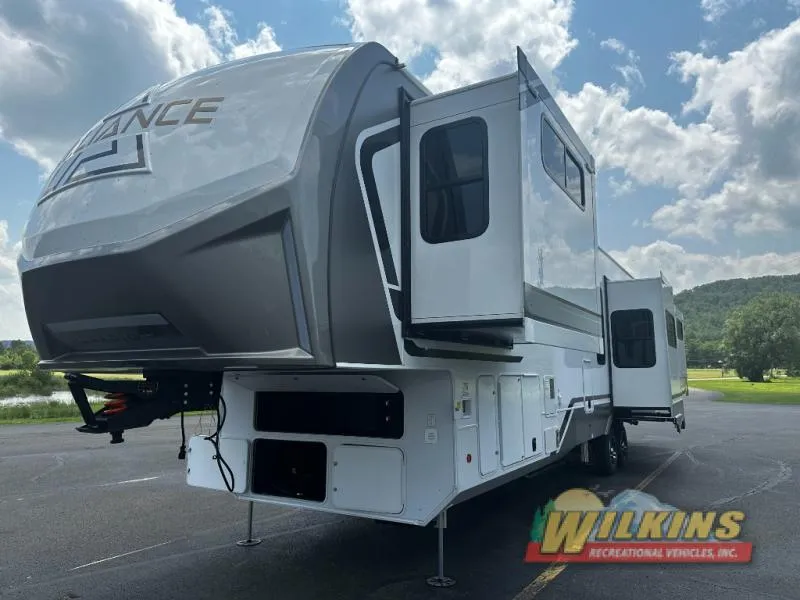 2026 Alliance RV Paradigm 395DS - Photo 4