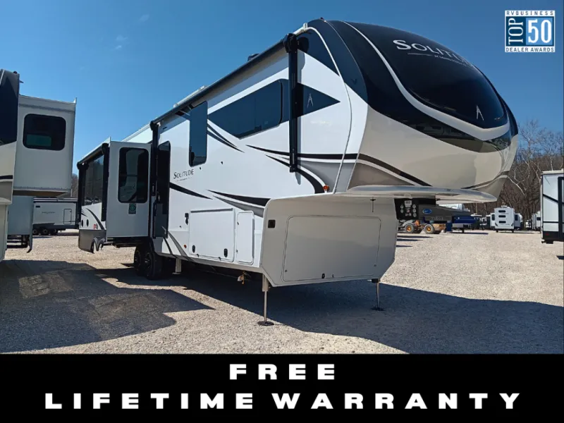 2026 Grand Design Solitude 370DV - Photo 2