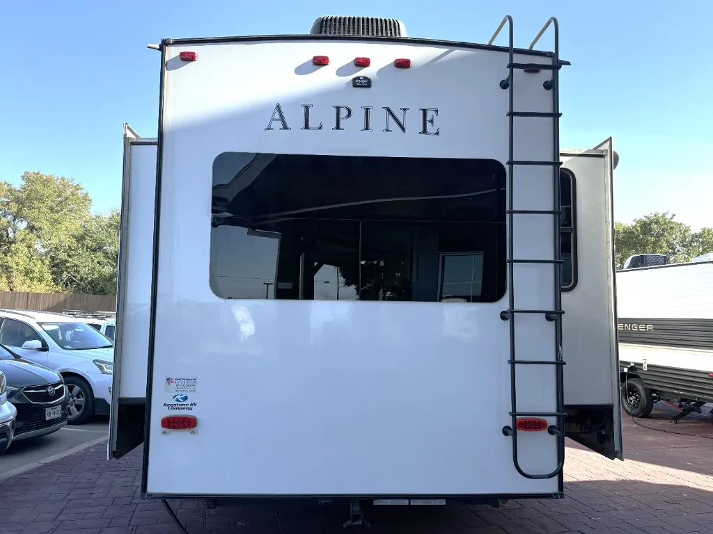 2021 Keystone Alpine 3120RS dealer photo 10 from Pinnacle RV