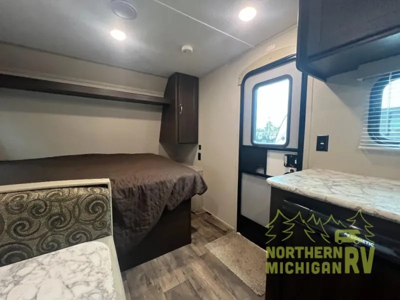2019 Keystone Springdale Mini 1800BH - Photo 3