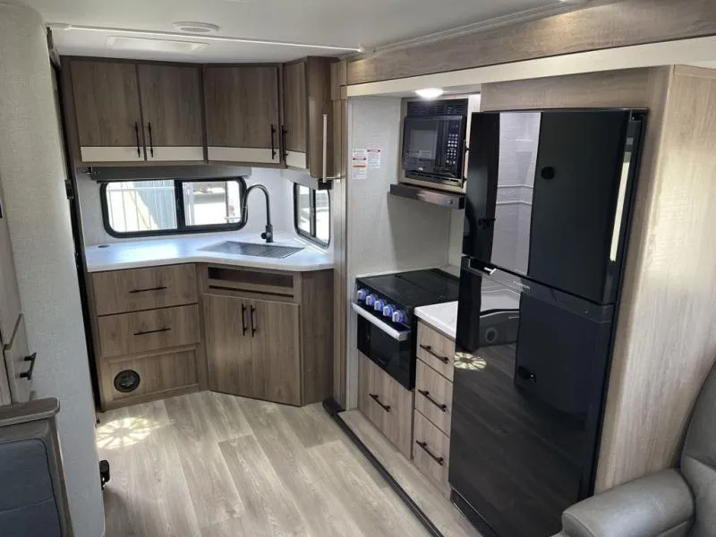 2024 Grand Design Imagine XLS 22MLE - Photo 4