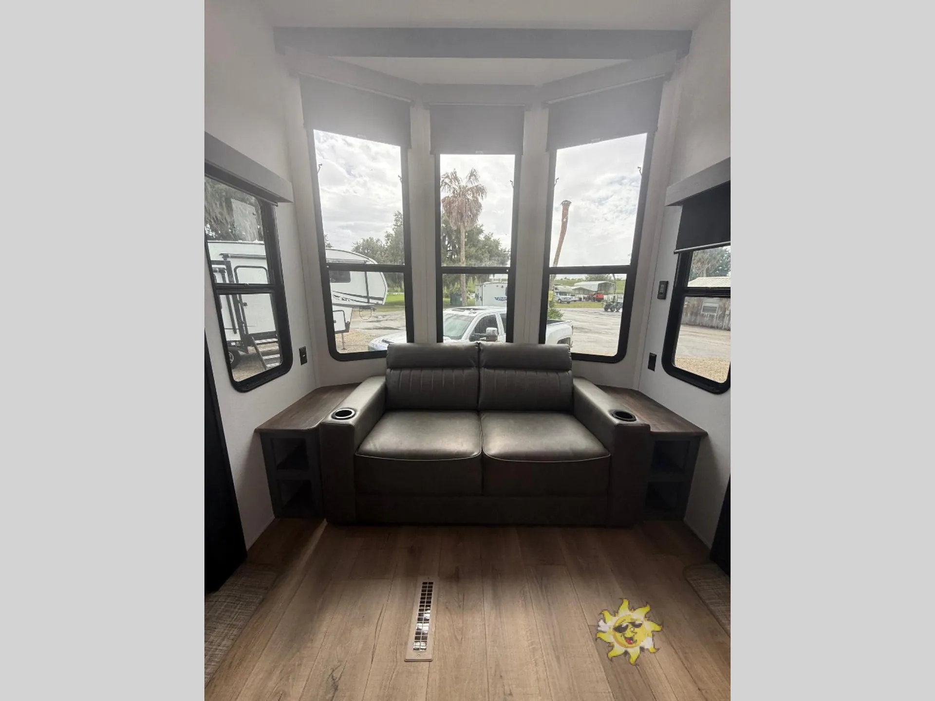 2026 Forest River Puma Vista 402LFT - Photo 3