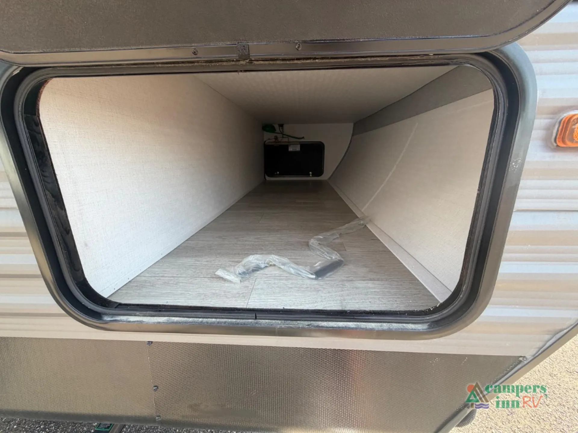 2027 Coachmen Catalina Legacy Edition 333DBDSCK - Photo 4