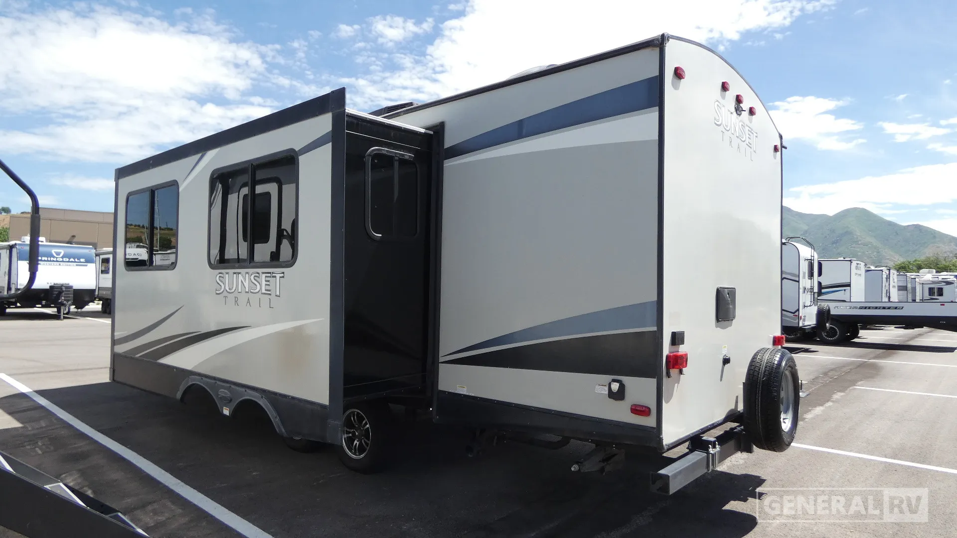 2018 Crossroads RV Sunset Trail Super Lite 254RB - Photo 4