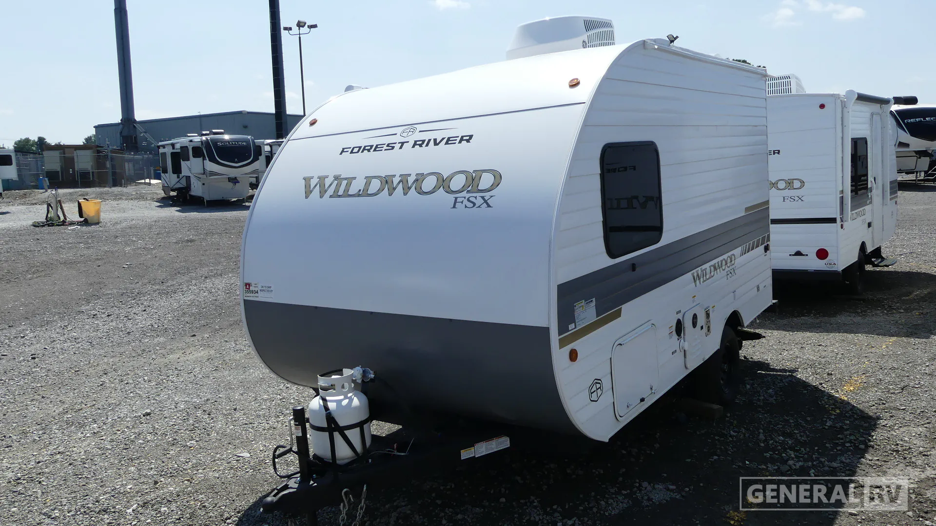 2027 Forest River Wildwood FSX 135ICE — Photo 5