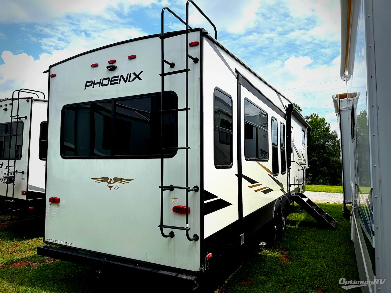 2022 Shasta Phoenix 336RL - Photo 3