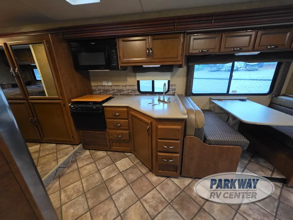 2014 Coachmen Catalina Destination Series 39MKTS - Photo 4