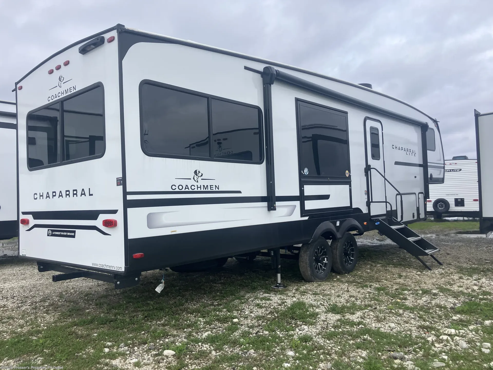 2026 Coachmen Chaparral Lite 27BAR - Photo 4