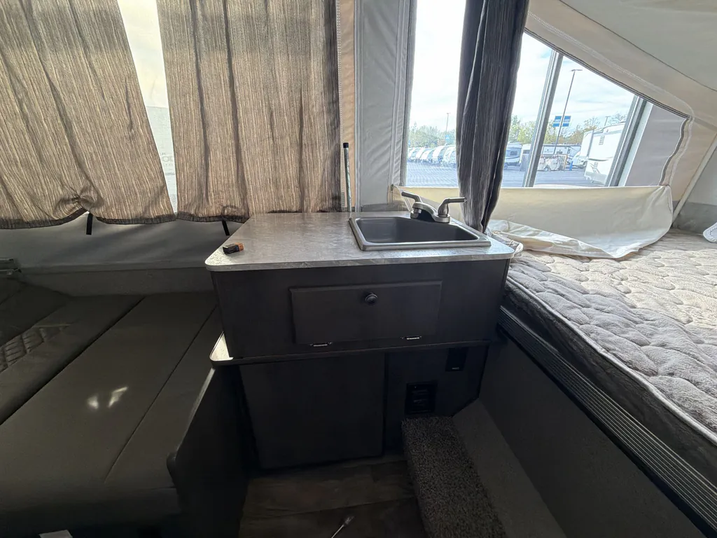 2019 Forest River Rockwood Freedom 1640LTD, Photos photo 8