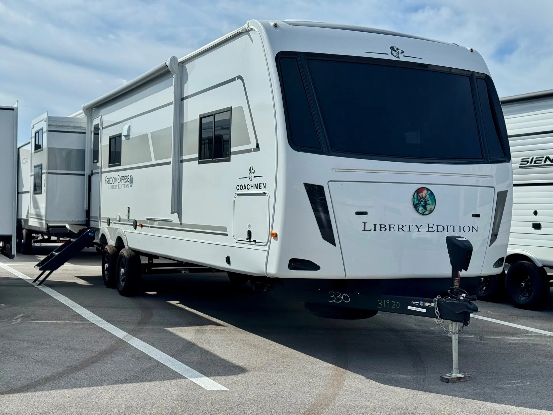 2026 Coachmen Freedom Express Liberty Edition 330BHJJ - Photo 2