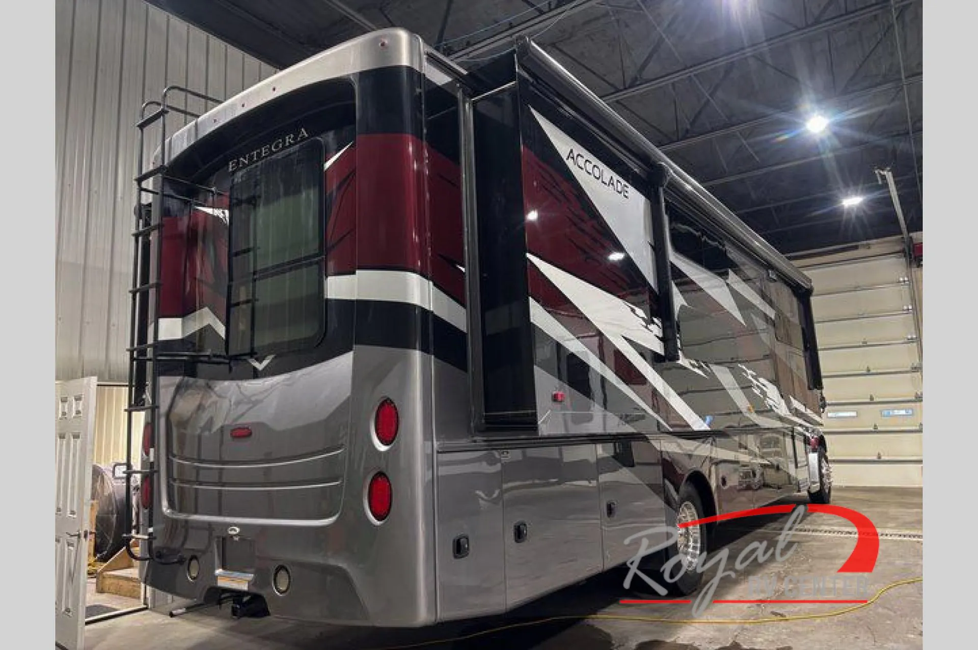 2024 Entegra Coach Accolade XL 37L - Photo 3