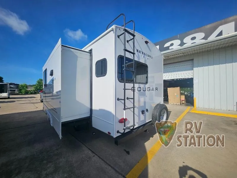 2026 Keystone RV Cougar Half-Ton 22MLS - Photo 4