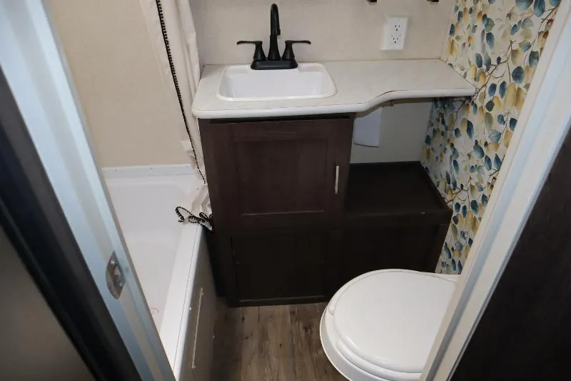 2018 Forest River Wildwood X-Lite 201BHXL, Photos photo 12