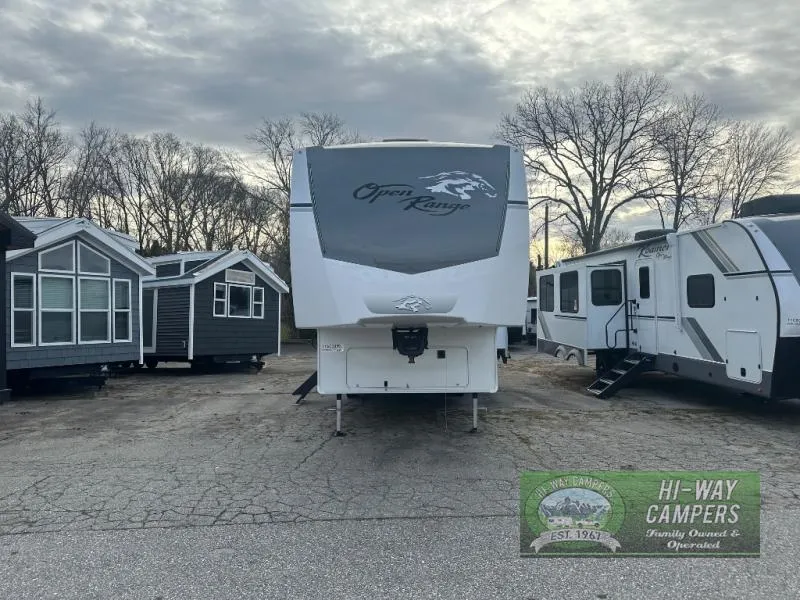 2026 Open Range RV Roamer 27RKSS - Photo 2