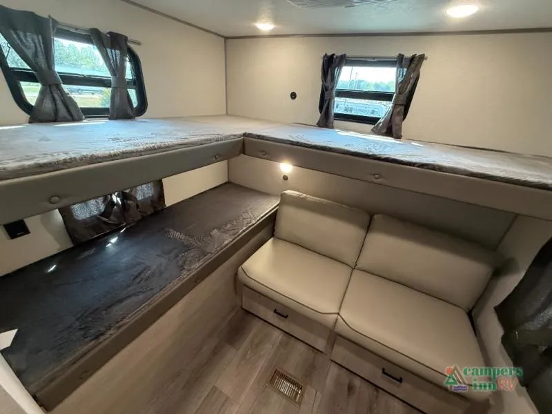 2026 Coachmen Catalina Legacy 293QBCK - Photo 3