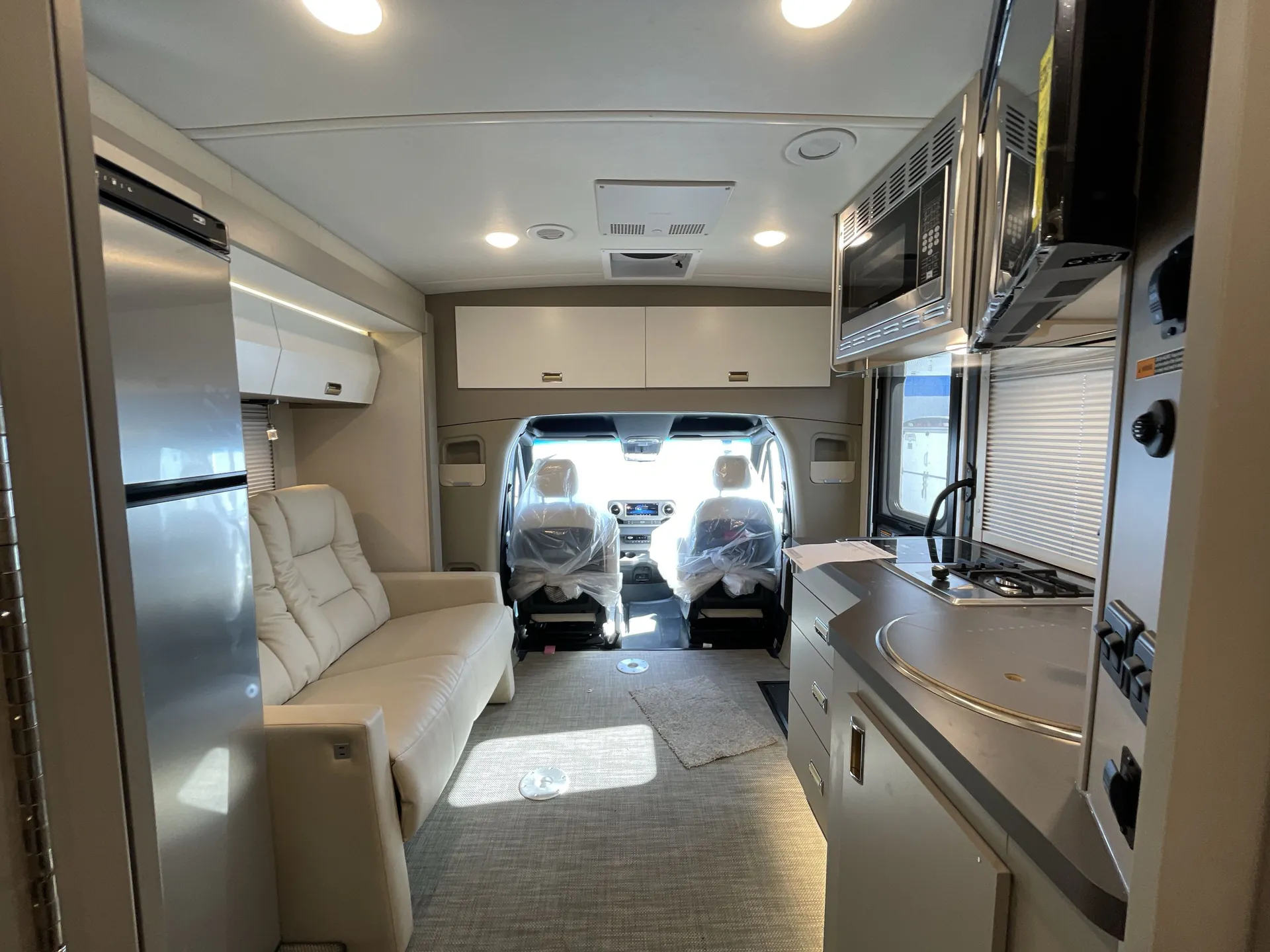 2025 Winnebago Navion 24R — living area main