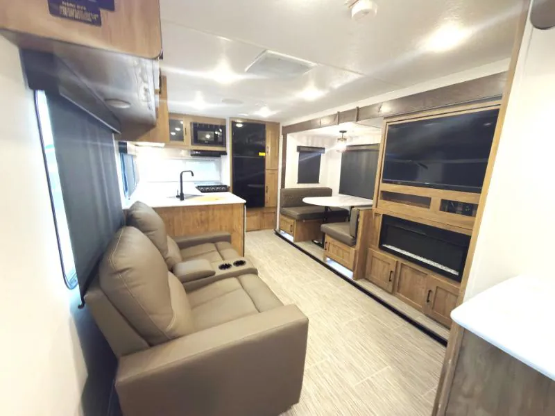 2024 Coachmen Freedom Express Ultra Lite 274RKS, Photos photo 5