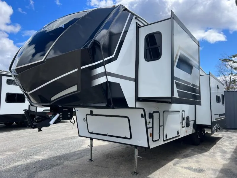 2026 Keystone Arcadia 3260RL - Photo 4