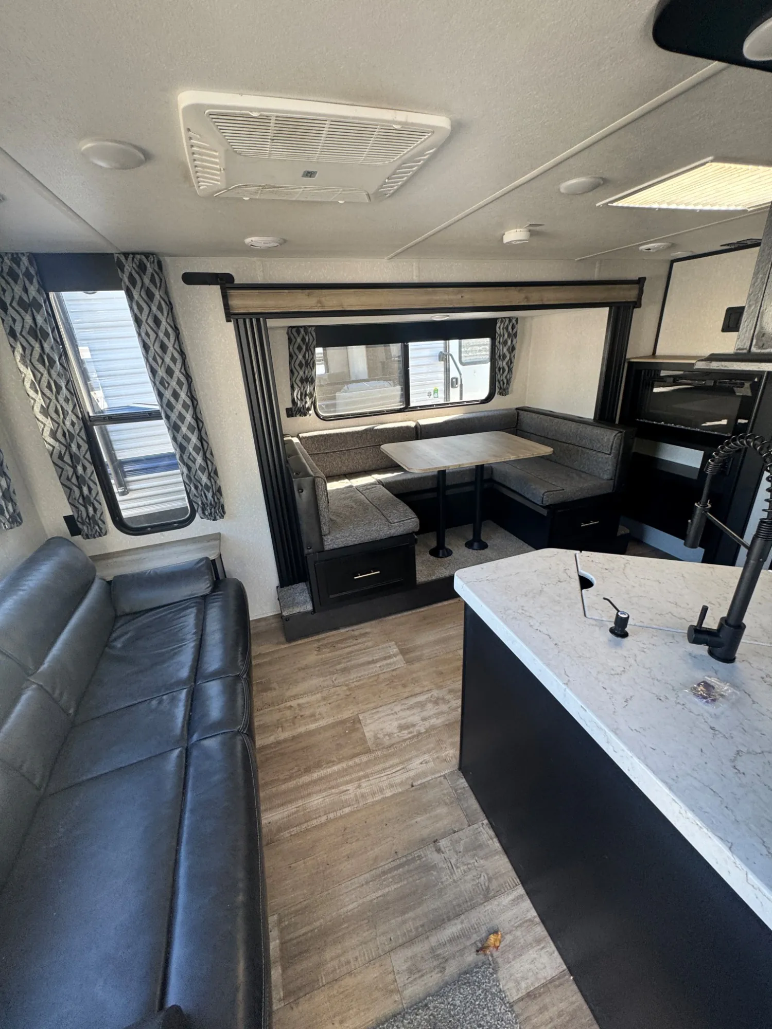 2021 Forest River Cherokee Grey Wolf 23MK — Photo 5