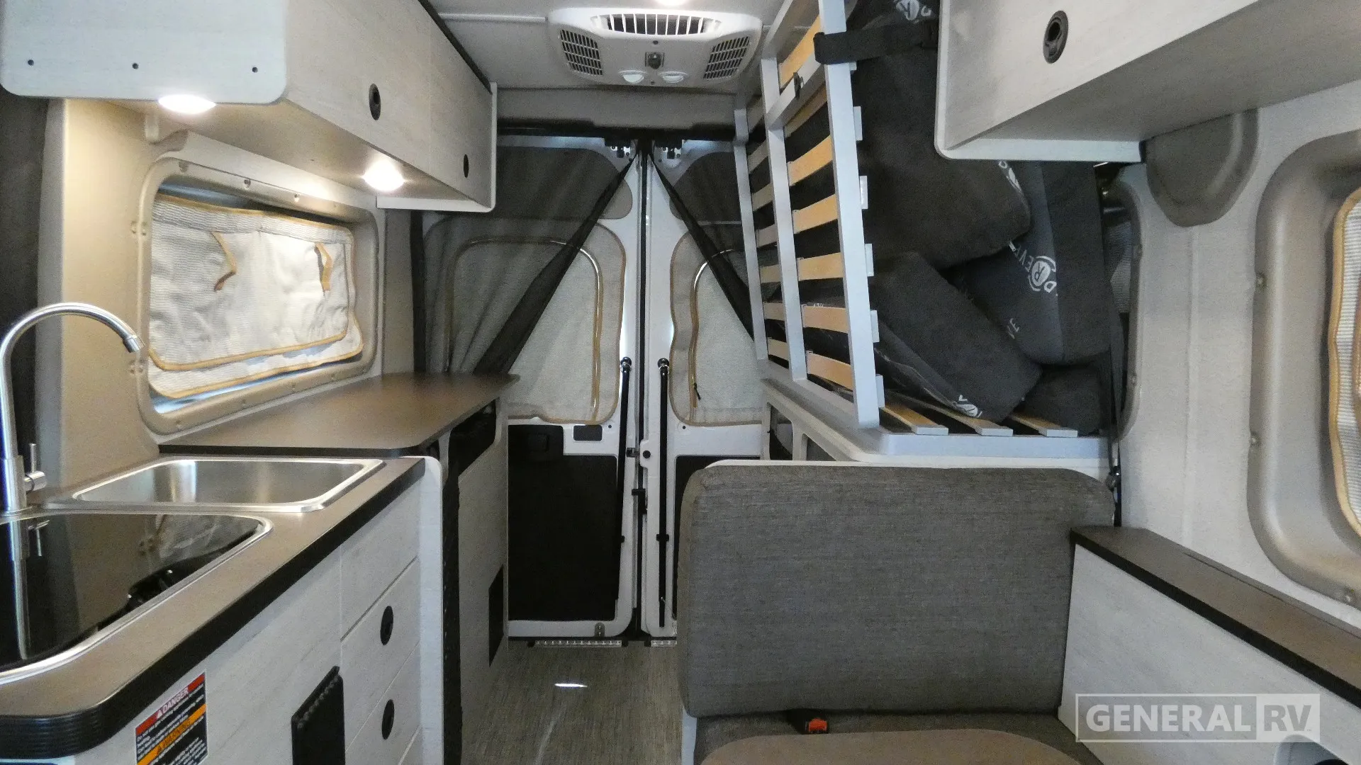 2027 Winnebago Solis Pocket 36A - Photo 3