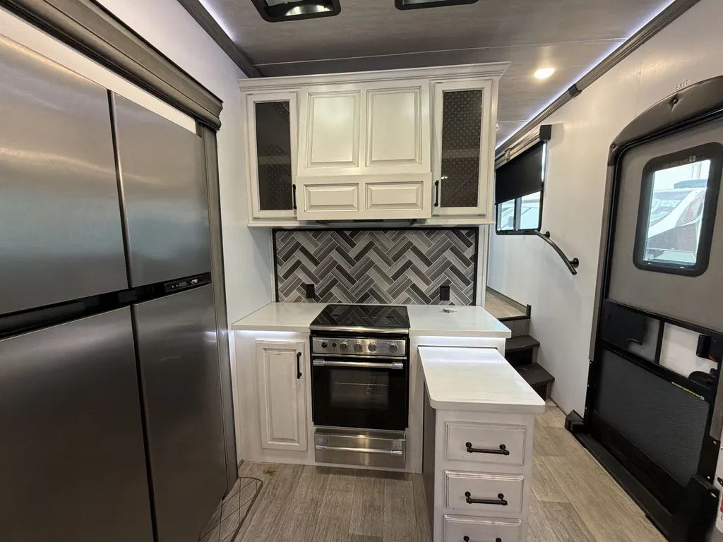 2022 Keystone Montana 3231CK, Photos photo 13