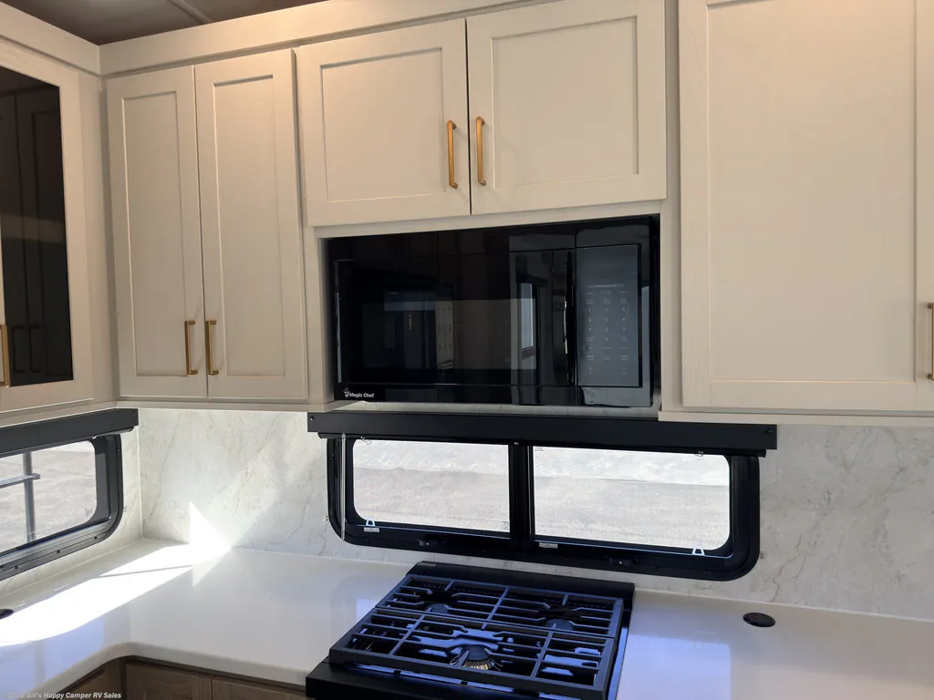 2027 Forest River Rockwood Signature 404SRK, Photos photo 29