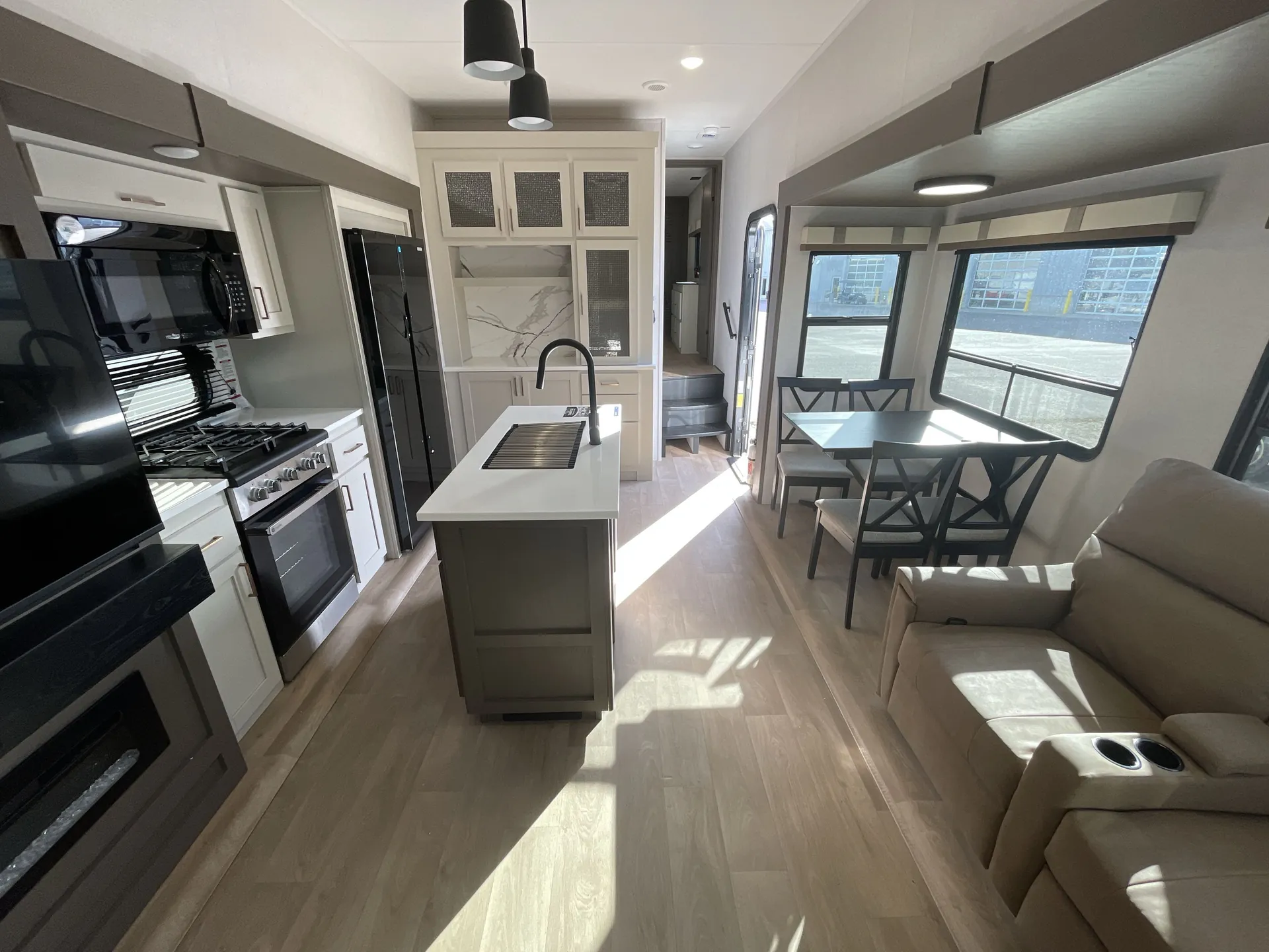 2026 East to West Tandara 389DS — living area main